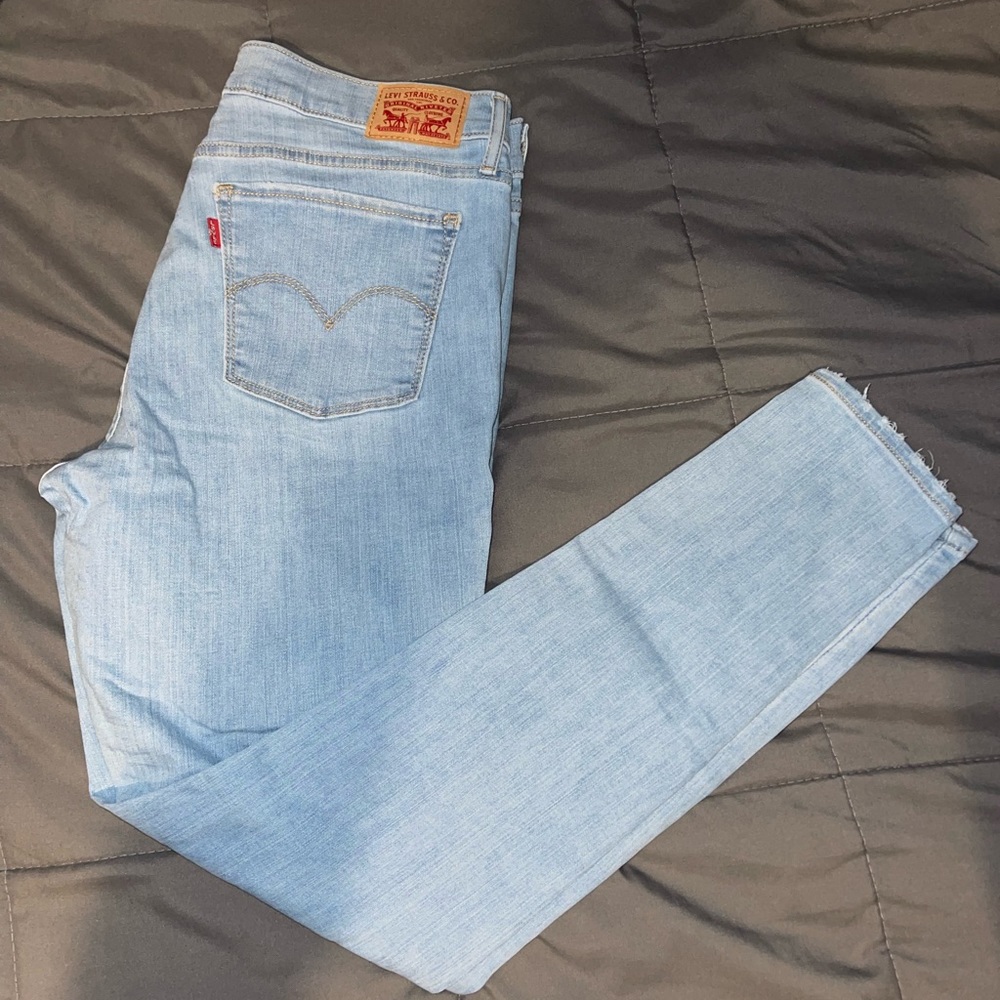 Levi’s 710 Jeans